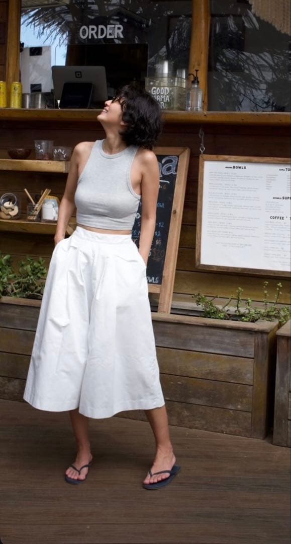 Nala ドレスパンツ　伊勢丹新宿店限定ホワイト　スイムウェア　美品