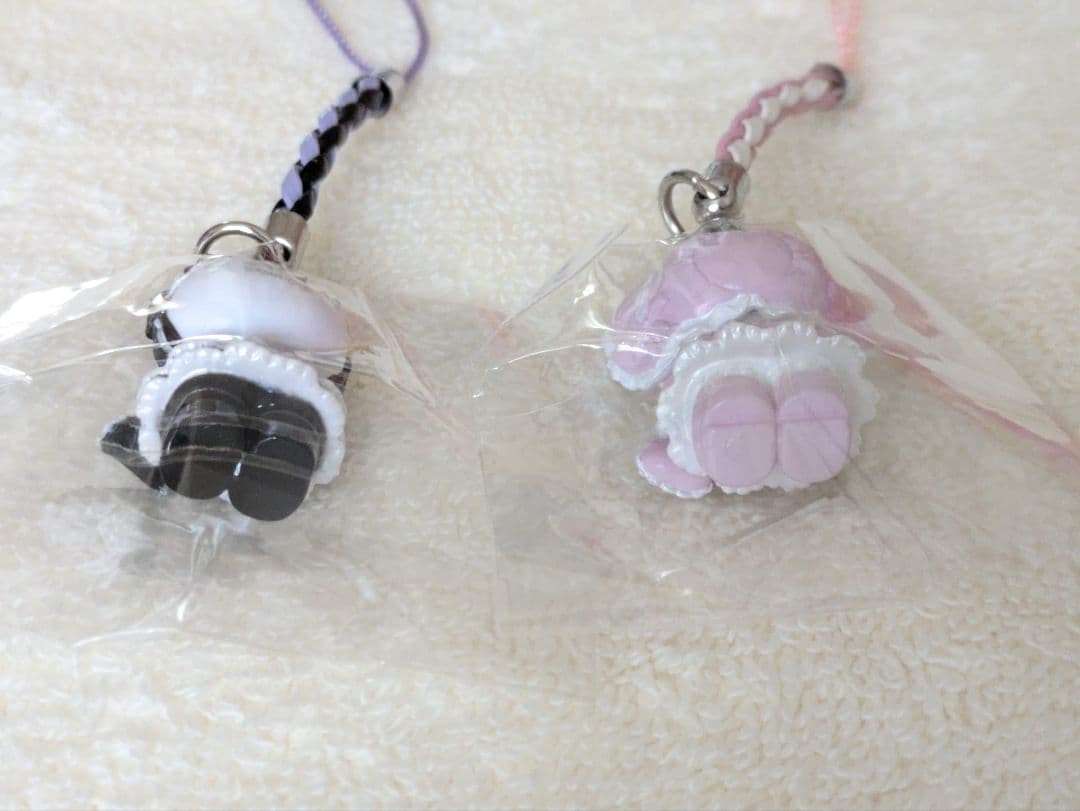 【ハローキティ】未使用タグ付き　Pour Lolita　嶽本野ばらコラボ　2種類