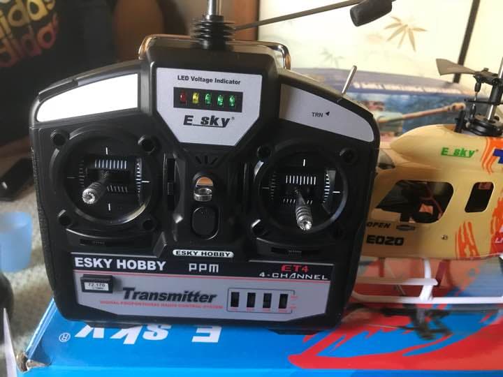 ラジコンヘリコプター ヒロボー値下げしました！