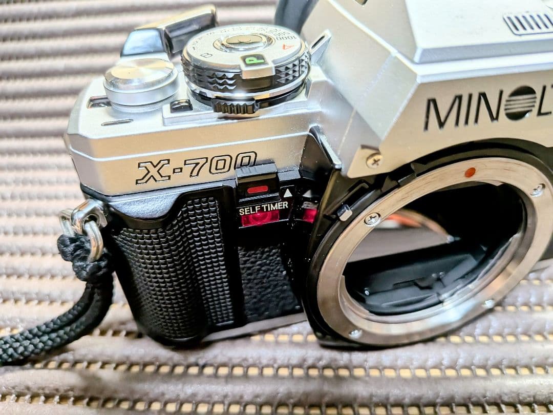 ミノルタ MINOLTA X-700 シルバー　レンズ付き
