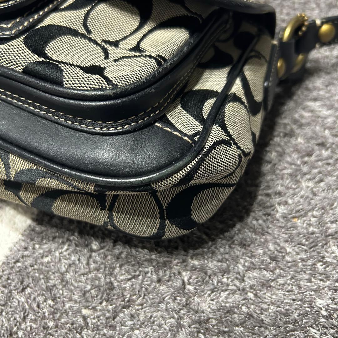 希少 美品 コーチ ショルダーバッグ シグネチャー ターンロック クロスボディ