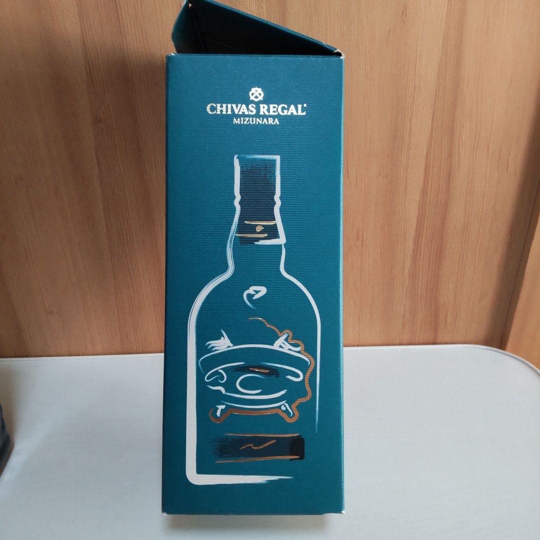 CHIVAS REGAL MIZUNARA 12年と桜尾ジン[ 限定品 01 ]