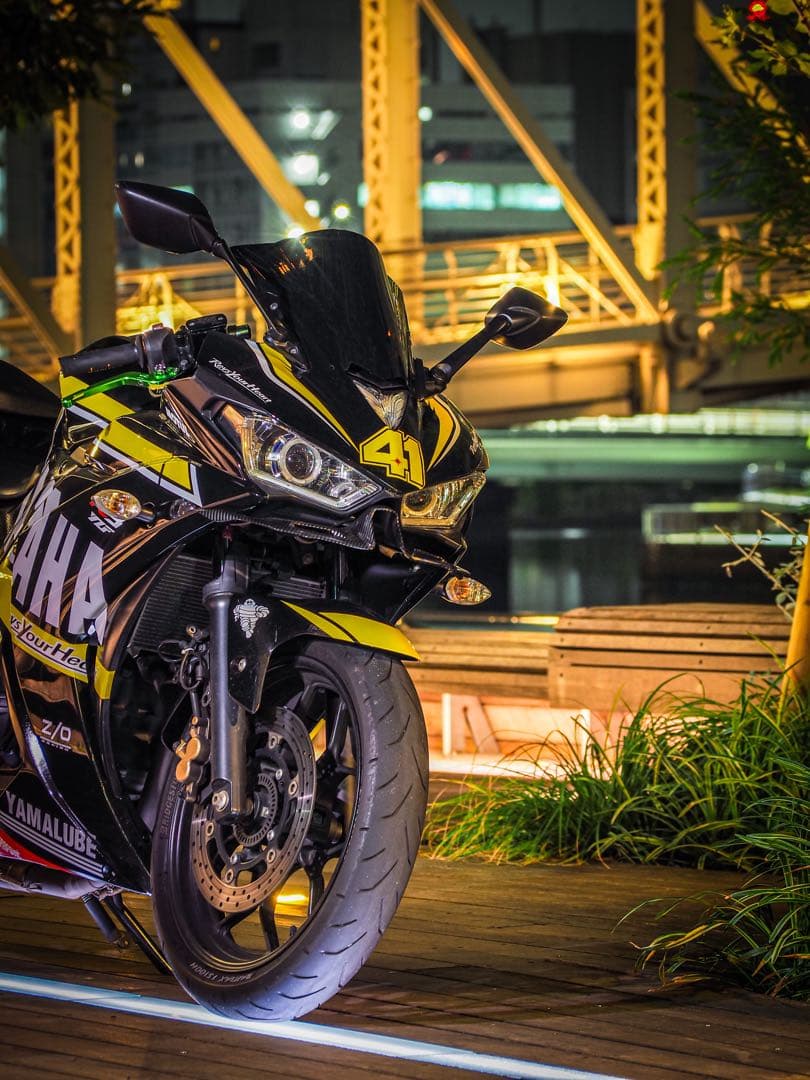 yzf-r25 r3 イカリングヘッドライト