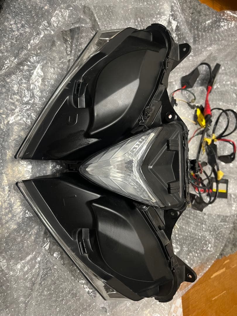 yzf-r25 r3 イカリングヘッドライト