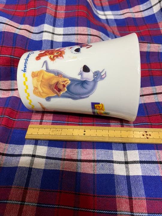 最終価格☆ディズニーOLIVER 陶器製コップ