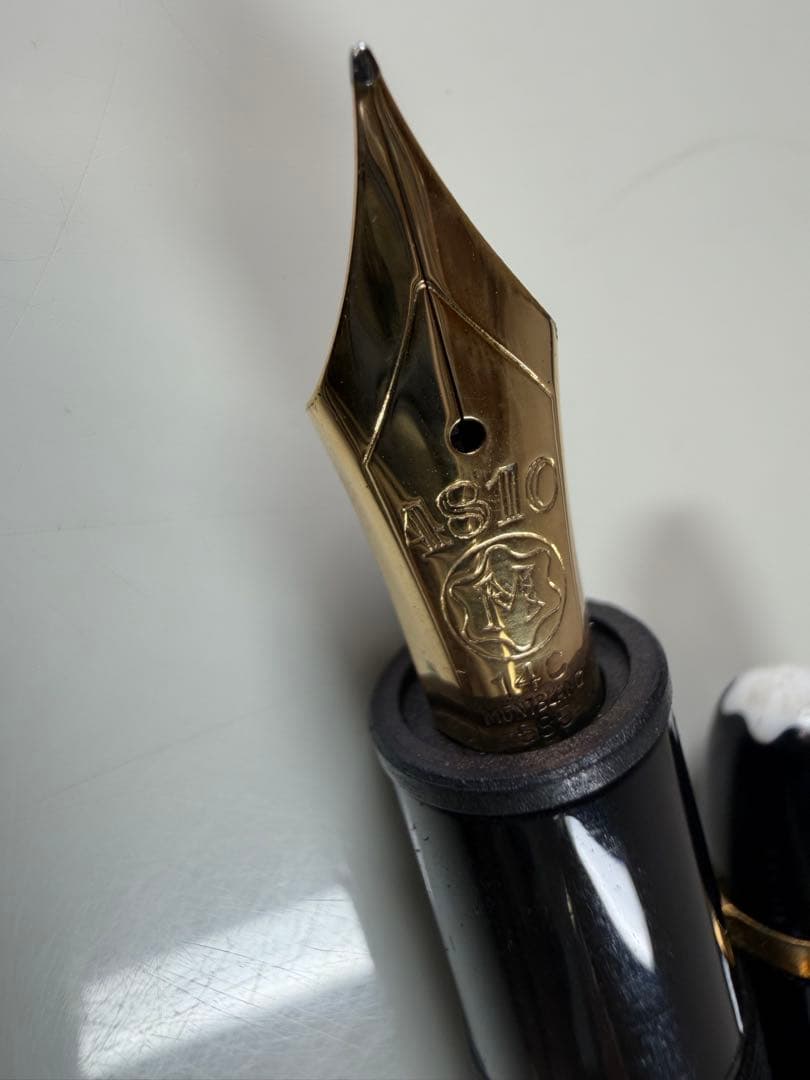 kK/9.9/15 モンブラン　14C 4810 万年筆