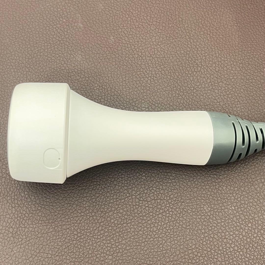 クワトロバーストキャビプレミア　プレミアム　痩身　フェイシャル