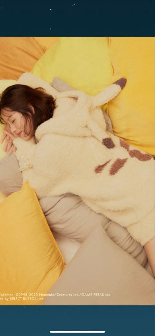 ジェラートピケ　ポケモンスリーブ　ピカチュウパーカ&ショートパンツセット