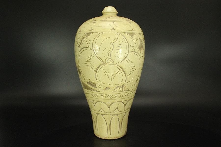 中国美術 磁州窯 纏枝蓮花 梅瓶(HA522)