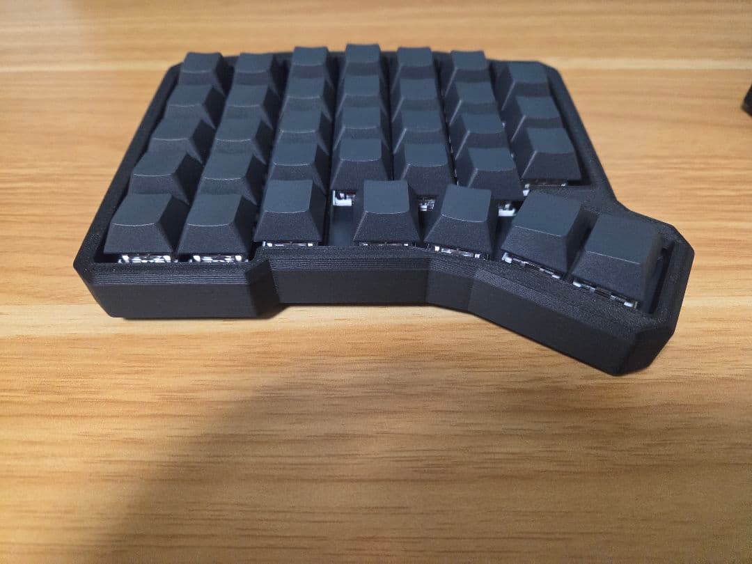 【分割キーボード】Ergo68【ケース付き】