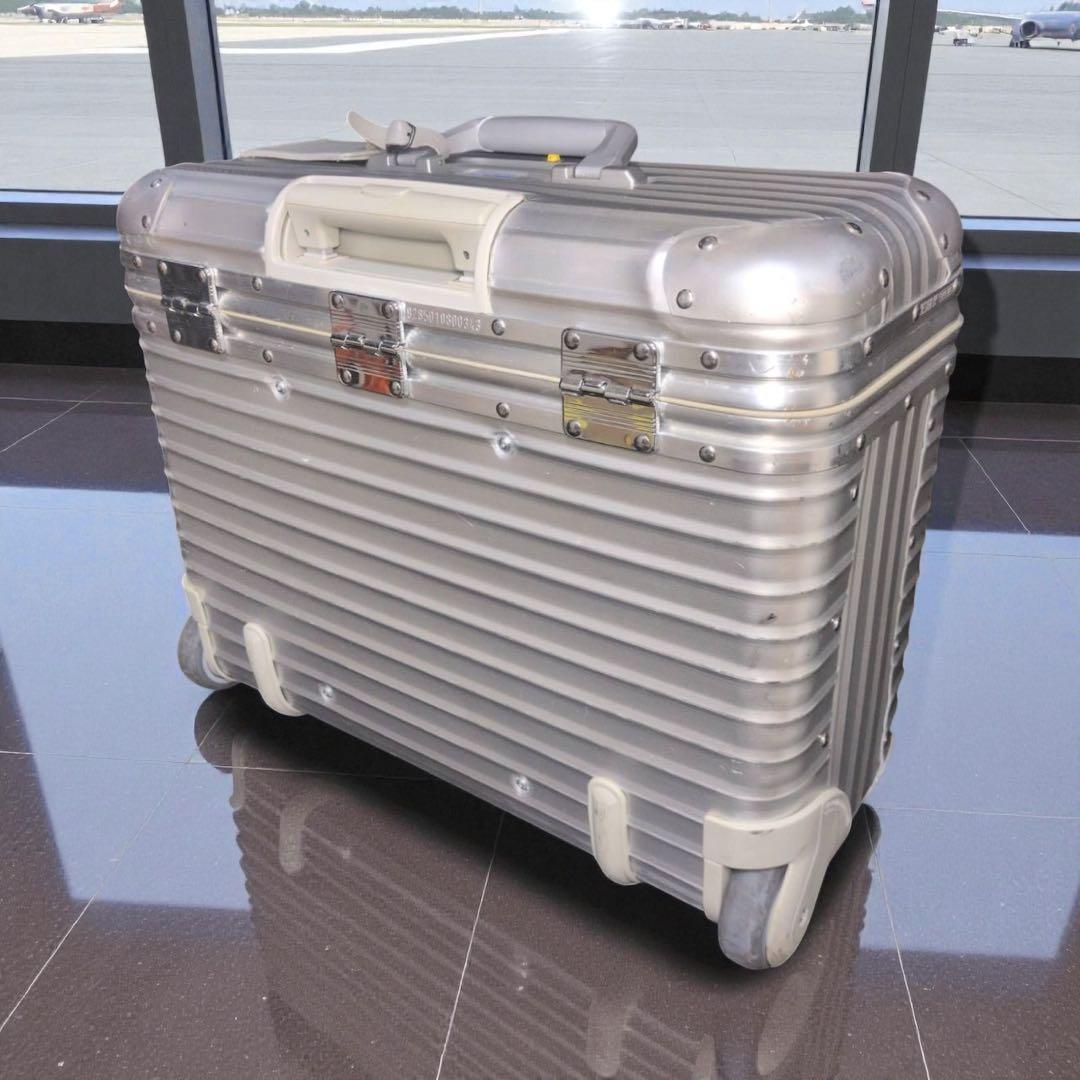 【激レア】Audi PIMOWA アウディ リモワ パイロット キャリーケース