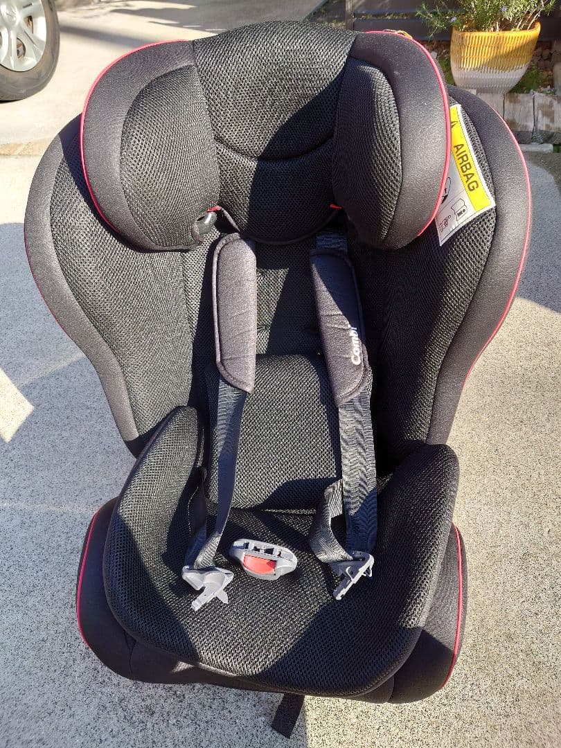 Combi エッグショック ブラック チャイルドシート　ウィゴーロングムーバー