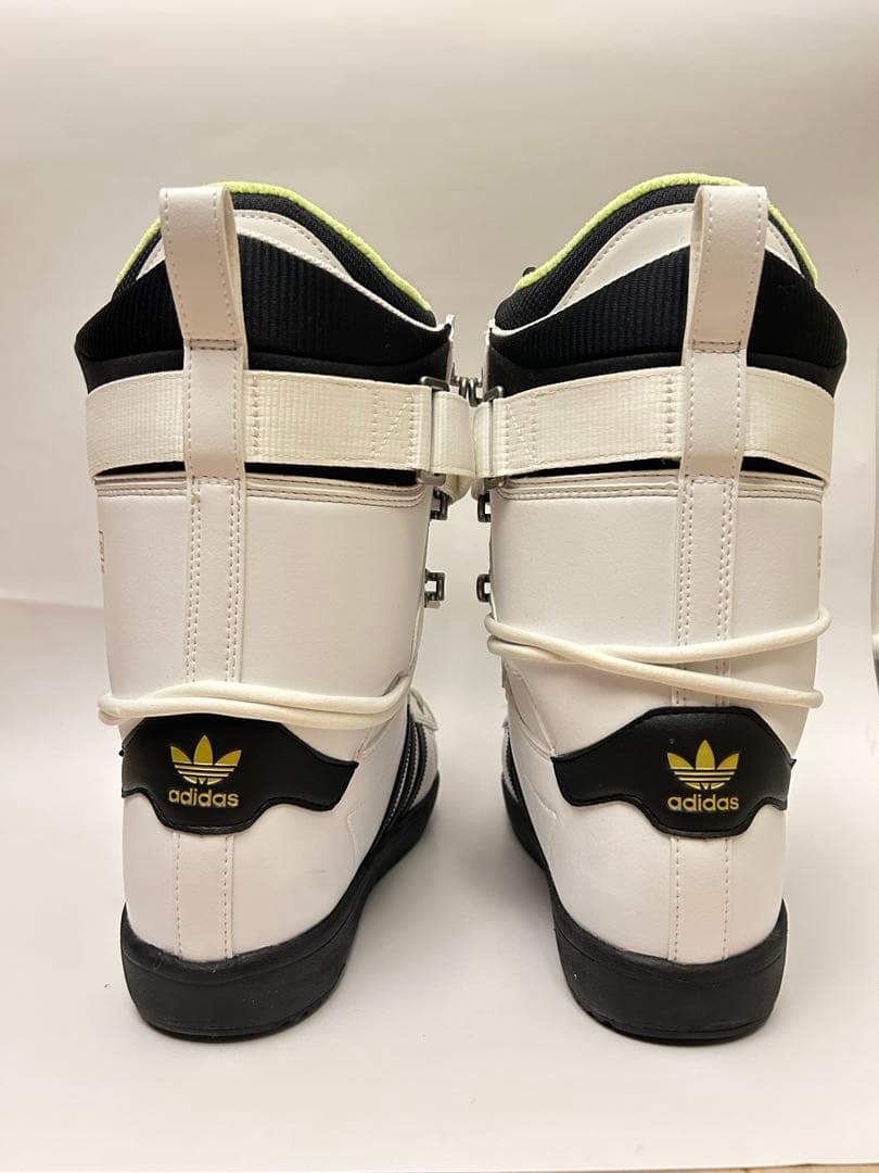 adidas スノーボードブーツ