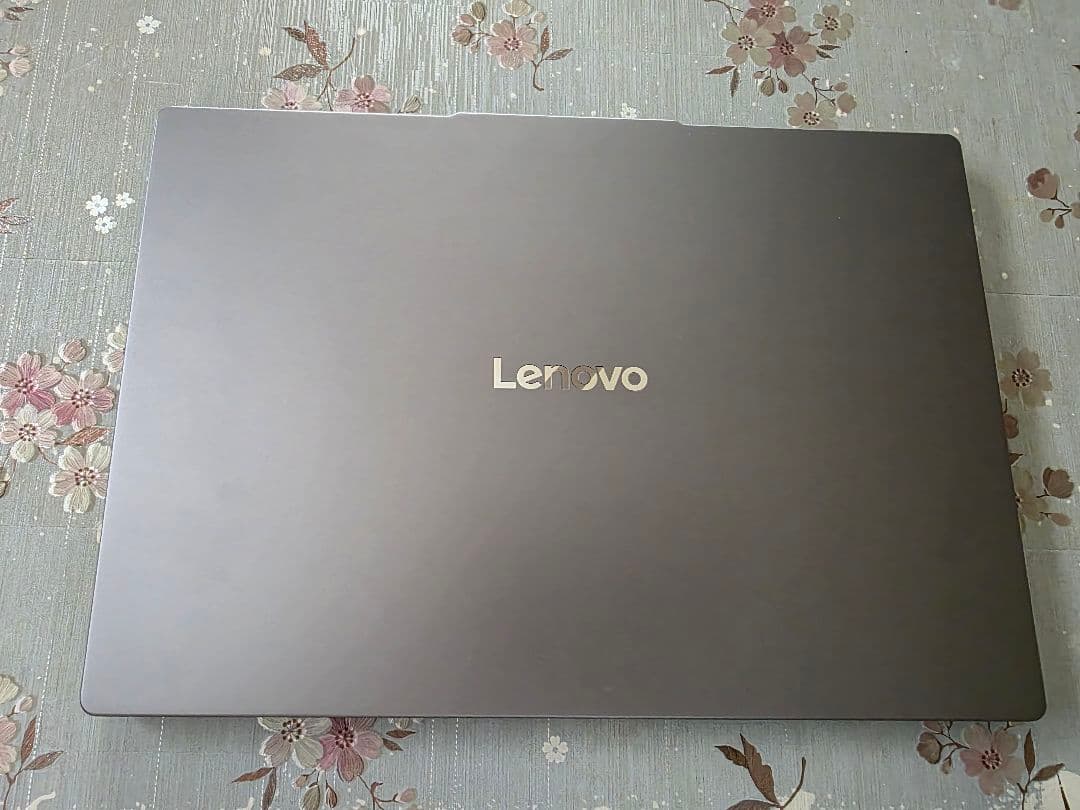 【ほぼ未使用】Lenovo ideaPad slim3 Office付き