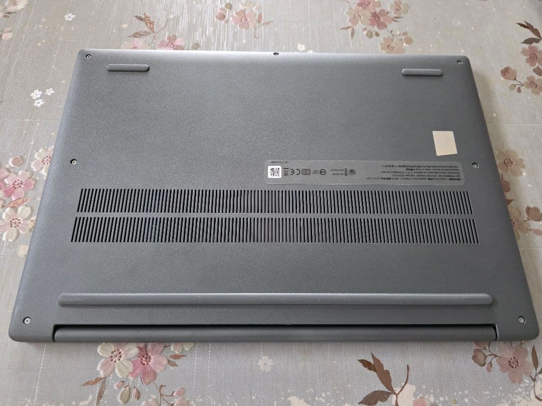 【ほぼ未使用】Lenovo ideaPad slim3 Office付き