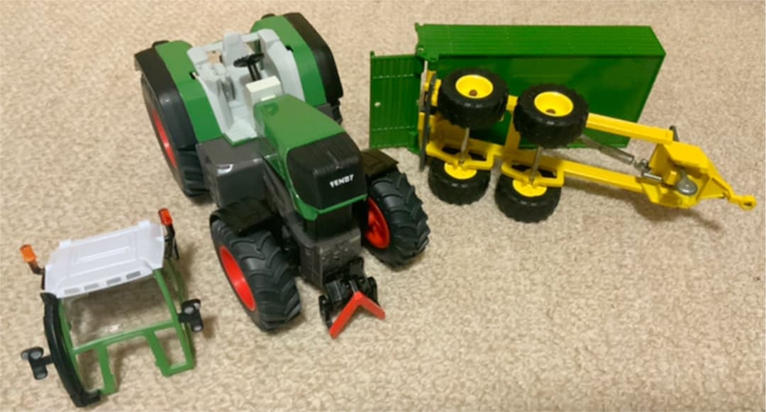 Siku トラクター＋トレーラーセット