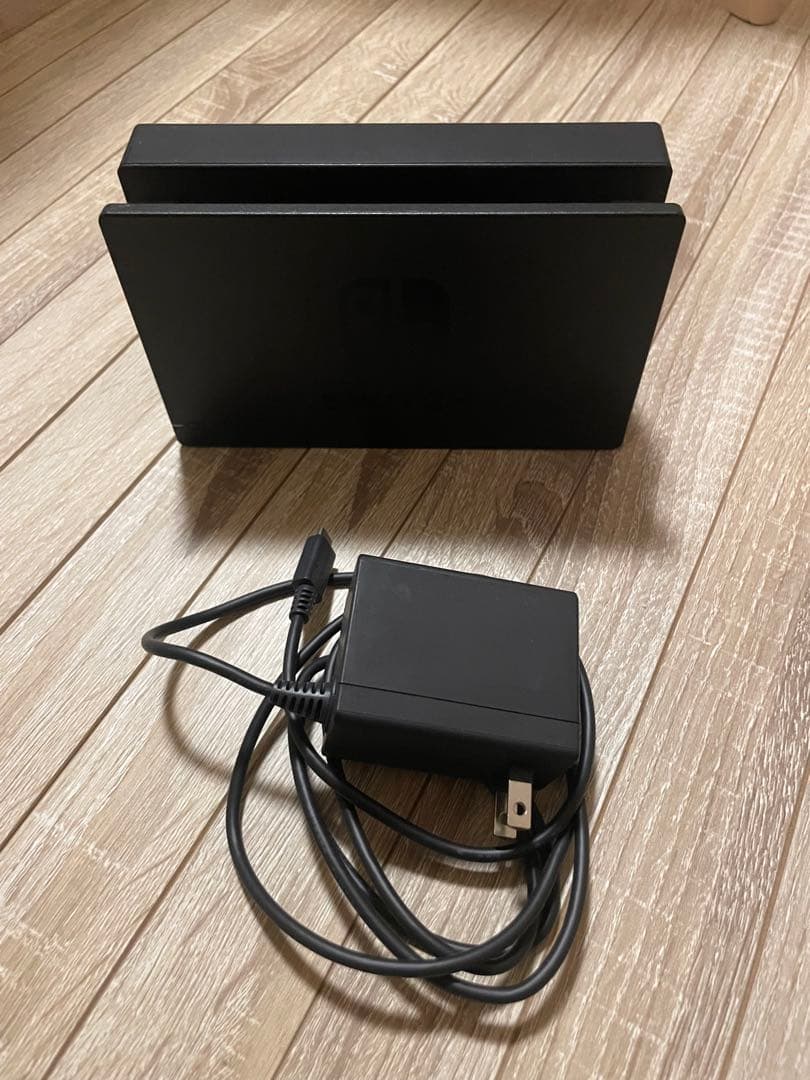 【美品】Nintendo Switch 本体