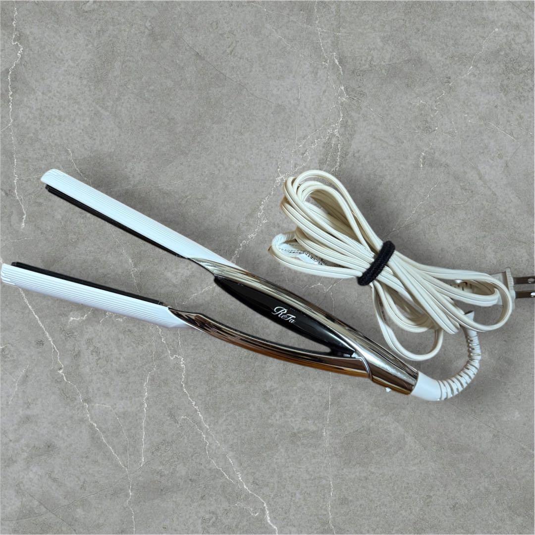 ReFa リファ　ストレートアイロン　2022年製