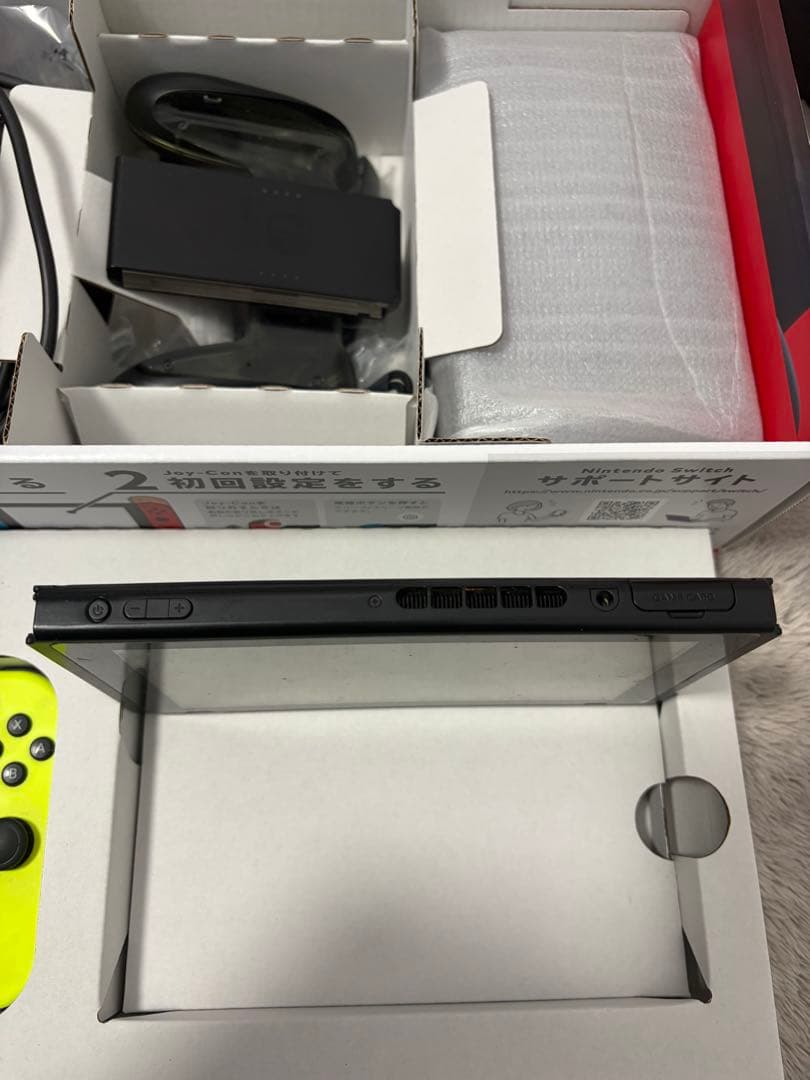 Nintendo Switch 本体一式 2020年製