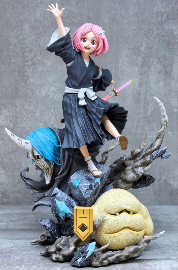 ブリーチ　十一番隊の副隊長　草鹿やちる　ガレージキッド　フィギュア　完成品