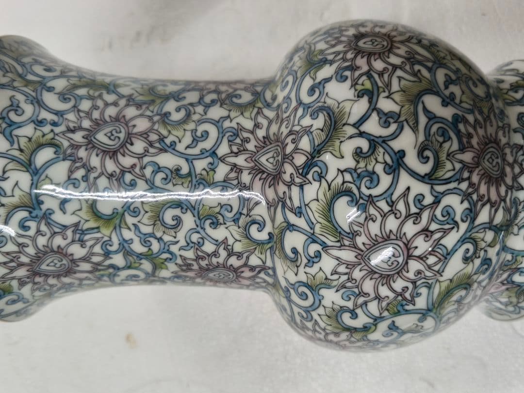 『河本礫亭』作　色絵染付華唐草図花瓶☆高30ｃｍ　磁彩/彩色　大型　花器　飾壷