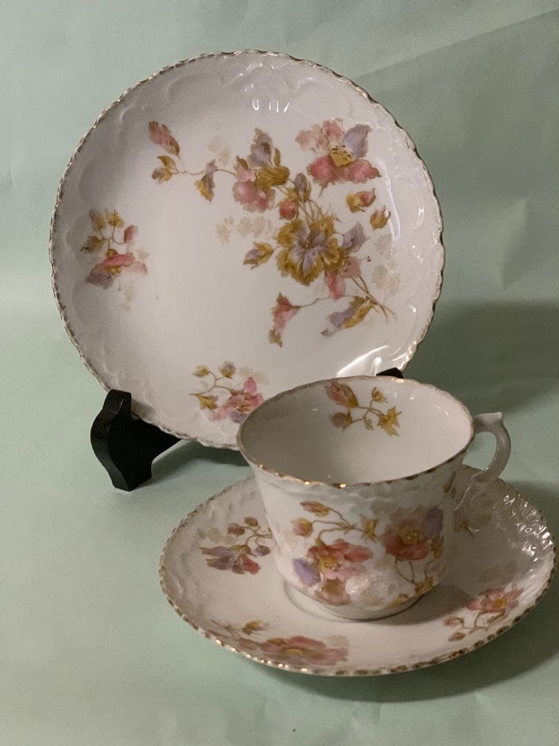 西洋アンティークカップ&ソーサーペア、サイドプレートペア、