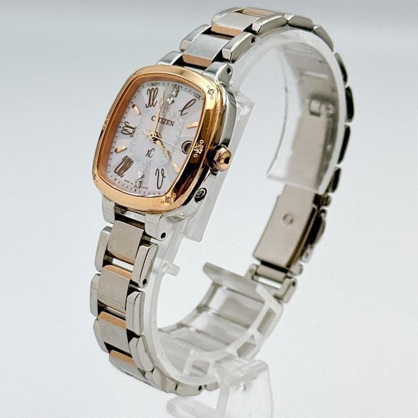 美品 シチズン クロスシー レディース腕時計 電波ソーラー ピンク スクエア