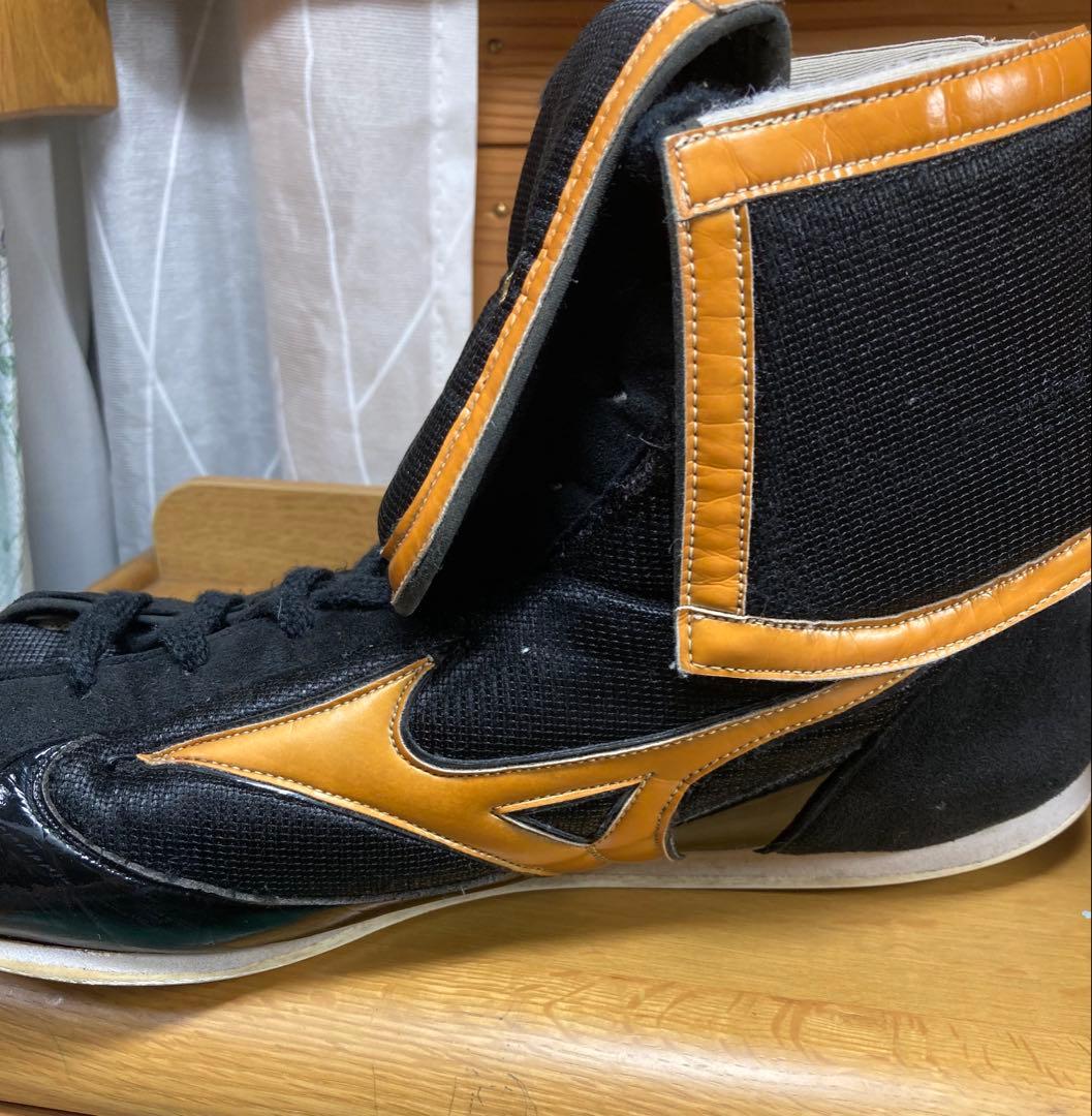 Mizuno ミズノ ボクシングシューズ 黒/ゴールド 28cm タッセル付き