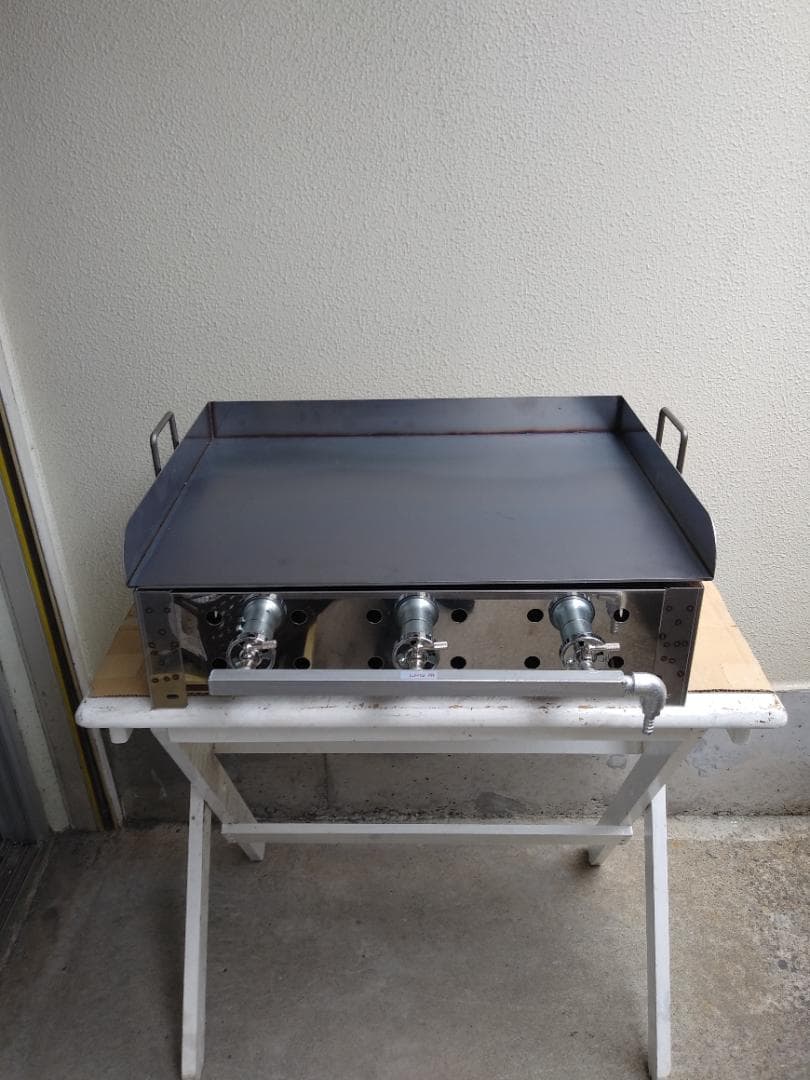 便利な持ちて付き　プロパンガス用　鉄板焼きグリドル　３辺フチ加工　お好み焼きそば