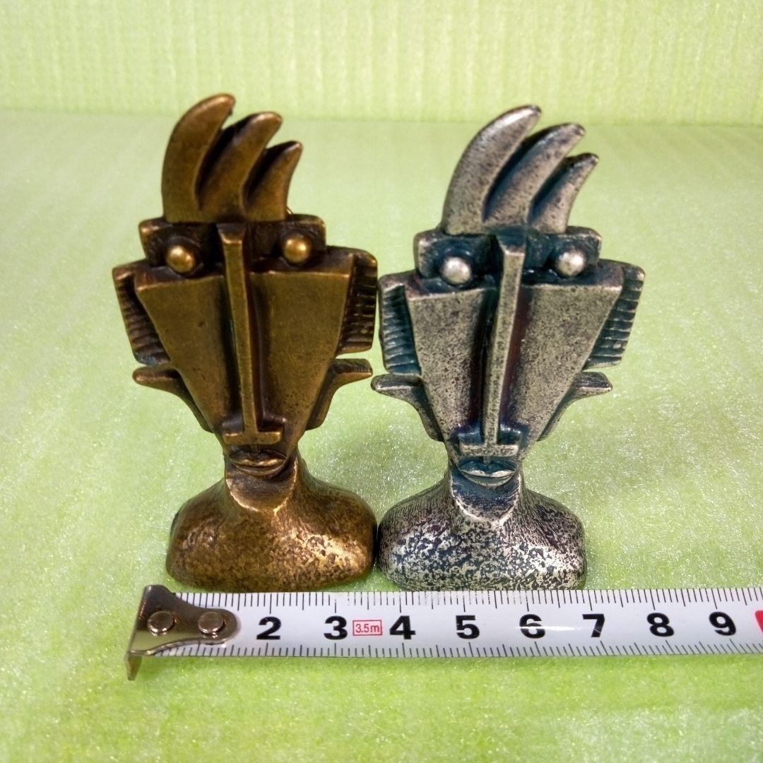 アンティーク調な絵画みたいな置物　フォトスタンド　ペーパーウェイト　2個セット