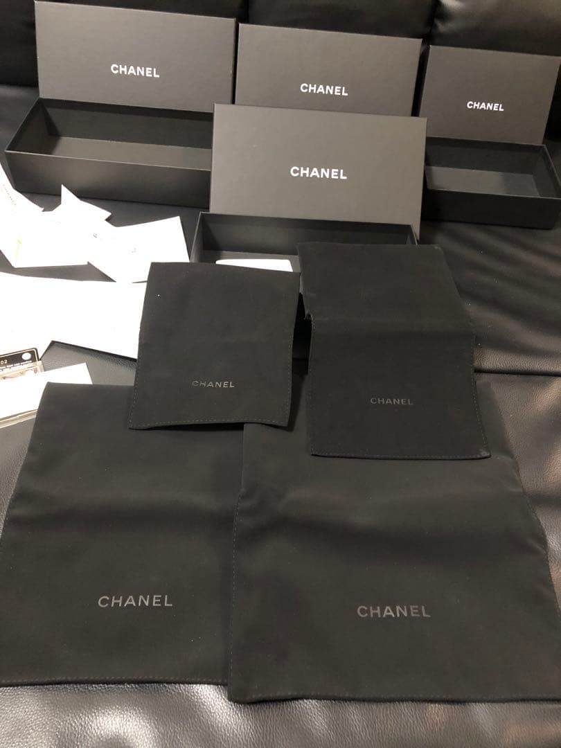 シャネル　マットタイプ　財布空箱、保存袋、ギャランティ、リボン等