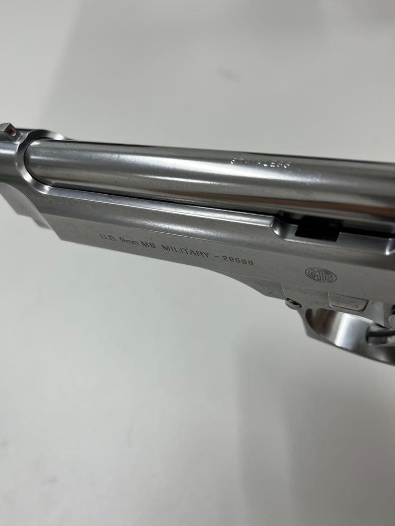 M92F クロームステンレス　ガスガン