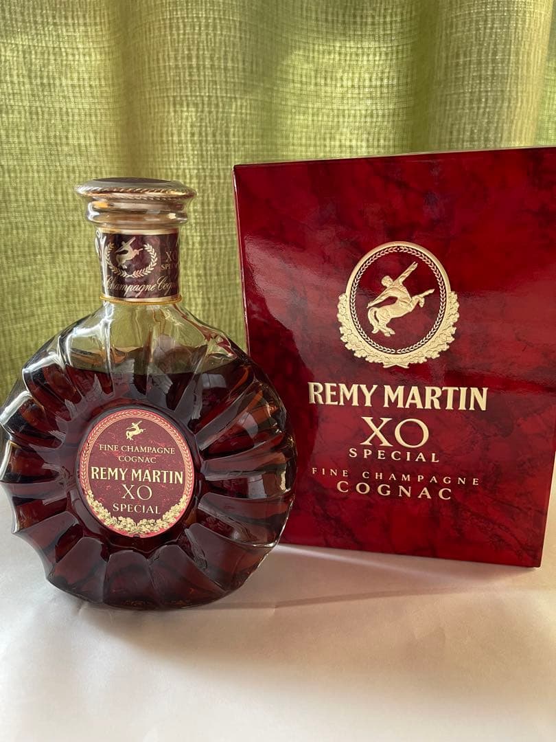 REMY MARTIN XO SPECIAL コニャック　レミーマルタンxo