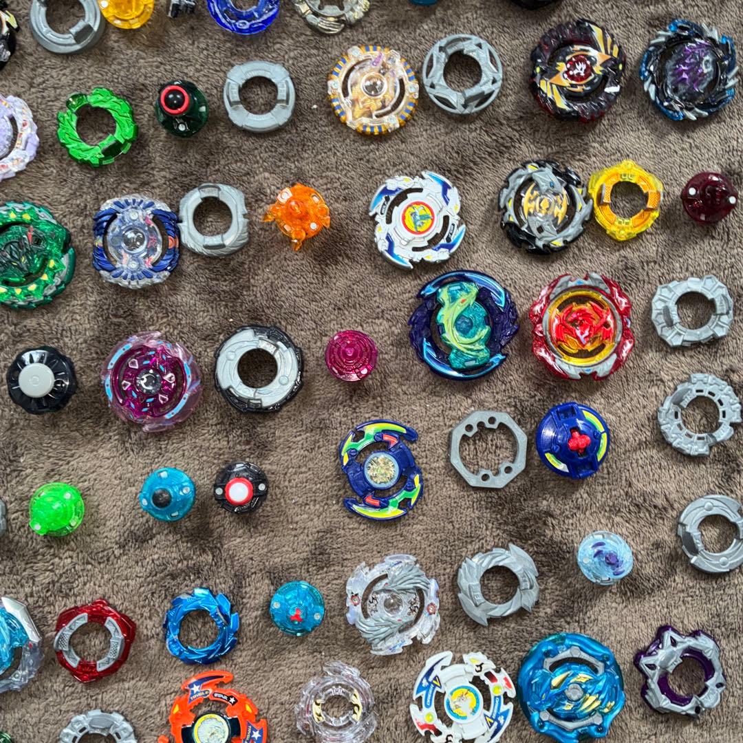 【希少品、レアベイ多数】ベイブレードまとめ売り(別で出品していたものを追加)