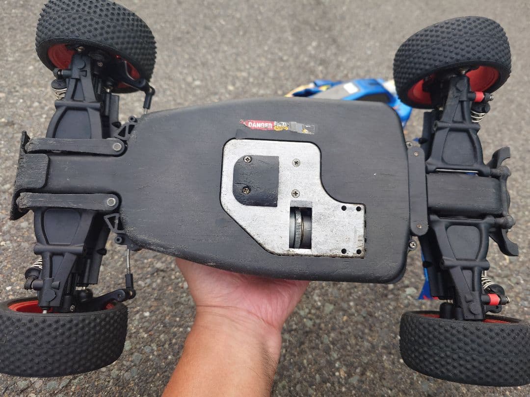 1/10 タミヤ4WDエンジンバギー即走行可