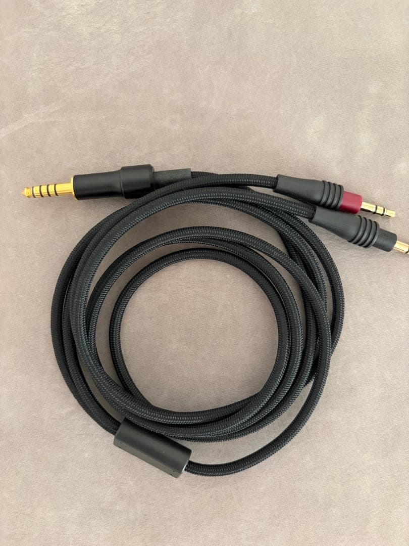 TAGO STUDIO T3-01ヘッドホン 【バランス接続ケーブル付き】