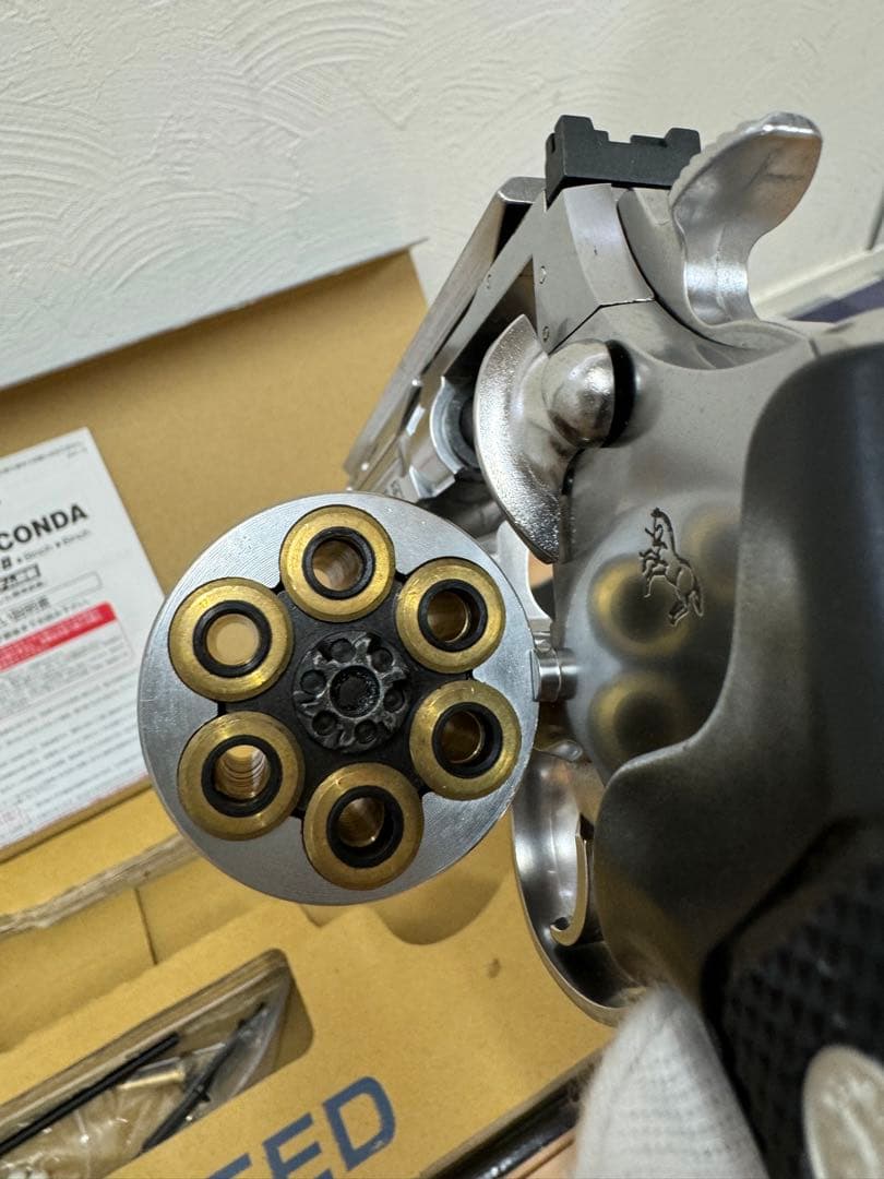 UNLIMITED REVOLVERアンリミテッドリボルバー・マキシ8