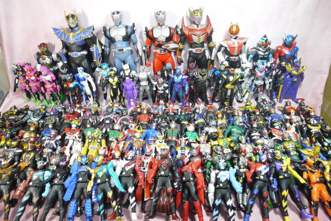 レジェンドライダーシリーズ　ビッグサイズソフビフィギュア　132体