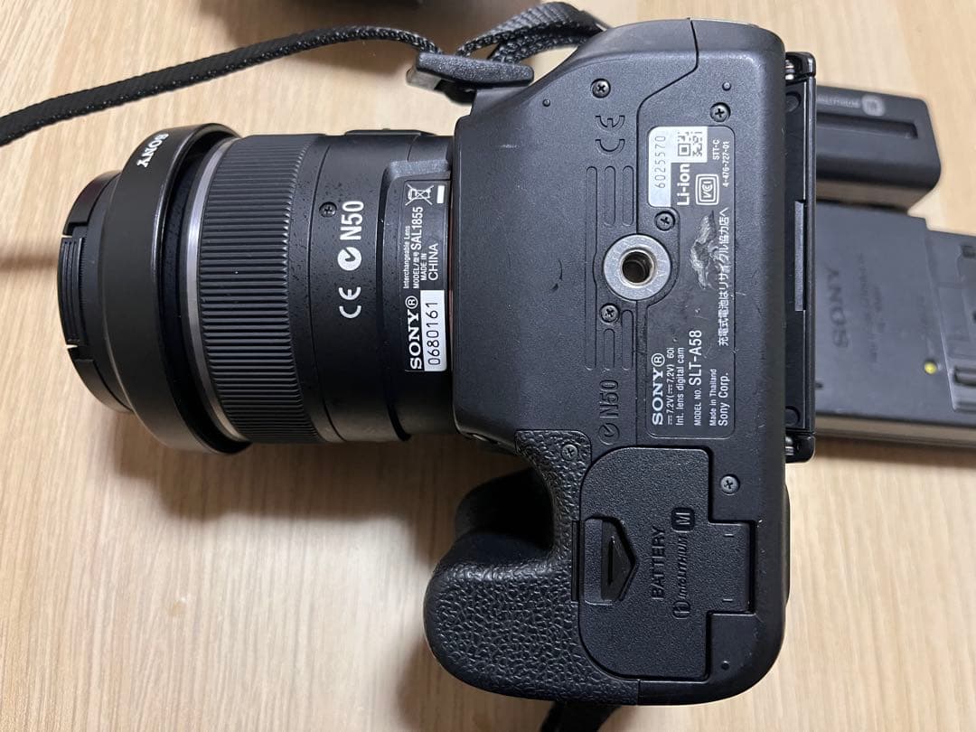 撮影枚数2710枚　Sony α58 W レンズセット フード フィルター付