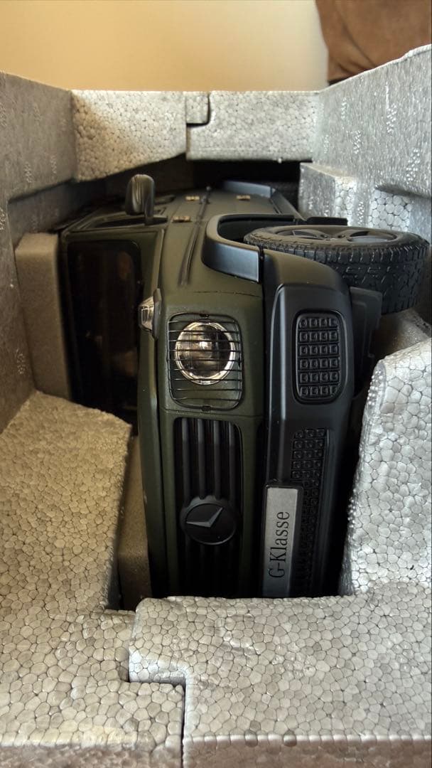 新品ミニカー 1/18メルセデス ベンツGクラス ノレブNOREV 1/18