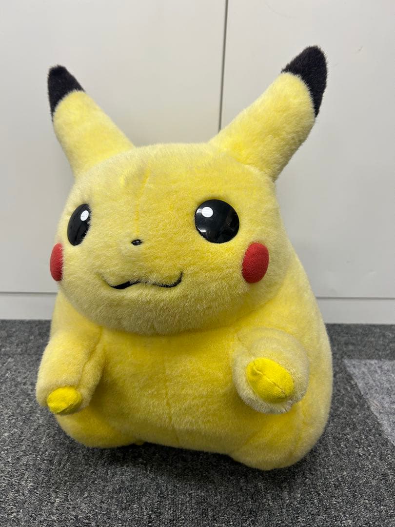 最終値下げ！　レア　希少　等身大　初期　ピカチュウ ぬいぐるみ　トミー　１／1