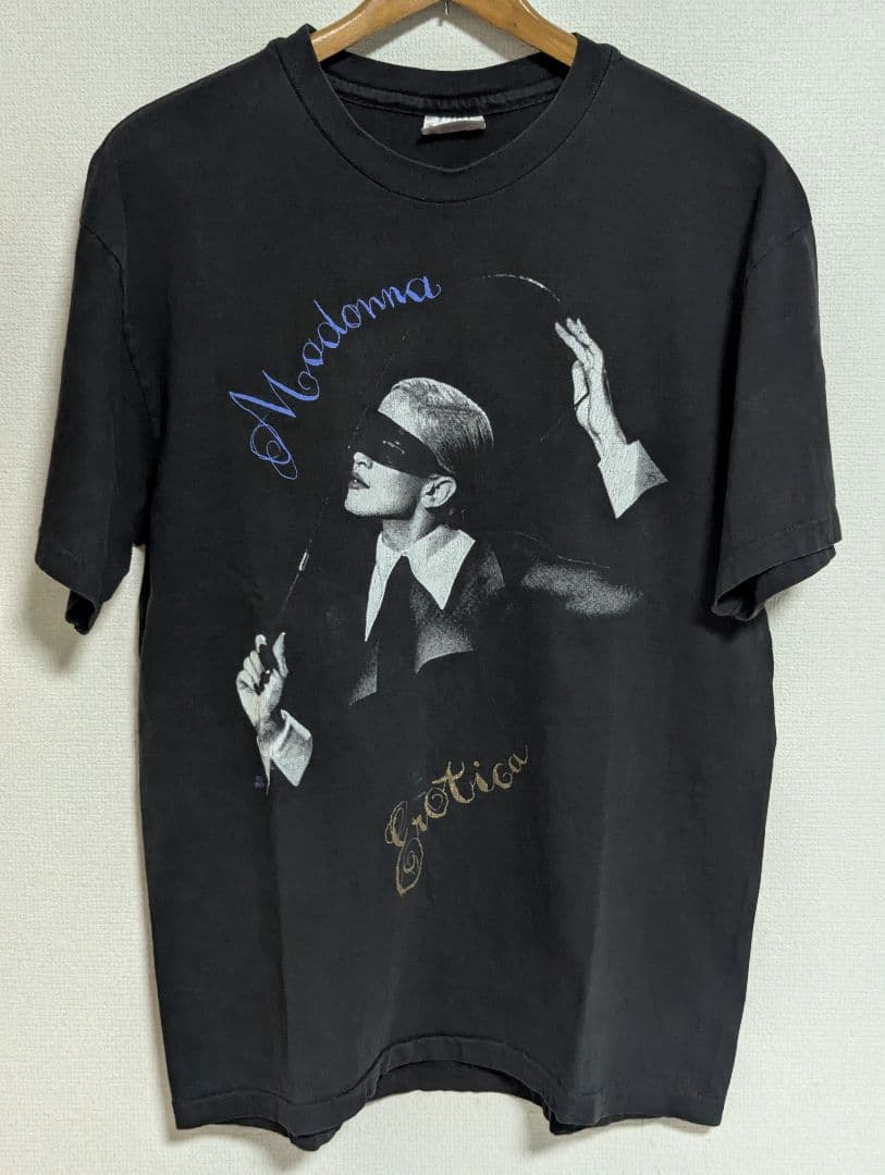 Madonna Erotica マドンナ エロティカ Tシャツ