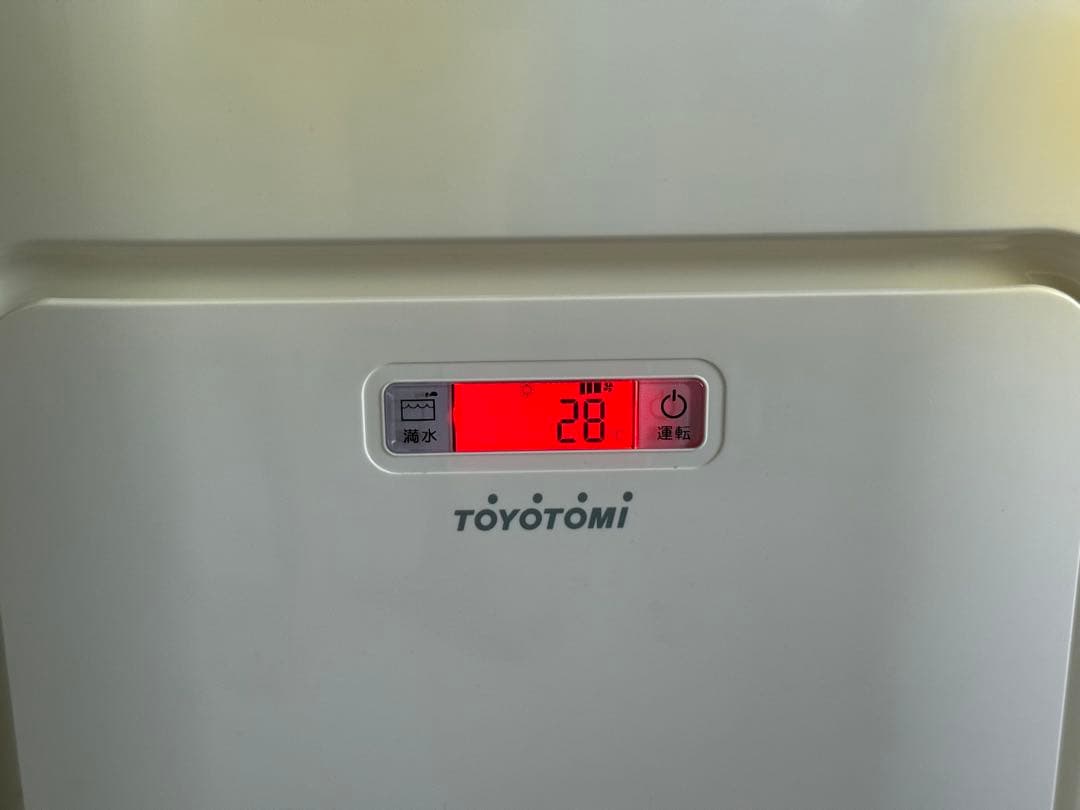 トヨトミ スポット冷暖エアコン TAD-22HW 2017年製