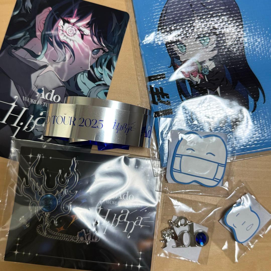 Ado WORLD TOUR 2025 “Hibana”VIP特典ブローチ、他