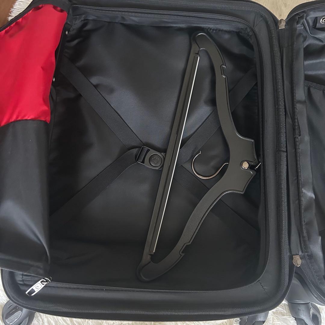 サムソナイト PRO-DLX4 機内持込可 スーツケース