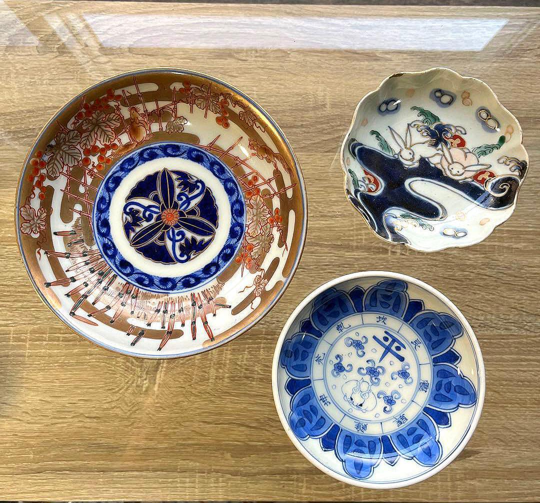 骨董　古伊万里　金彩色絵　希少図案　栗鼠　木賊　山葡萄　膾皿　中皿　１客限り