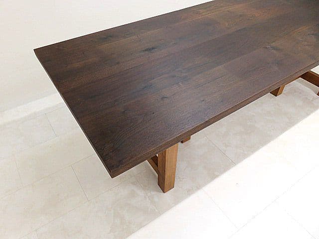 ウォールナット無垢材ダイニングテーブル　W240ｃｍ　多人数用ダイニングテーブル