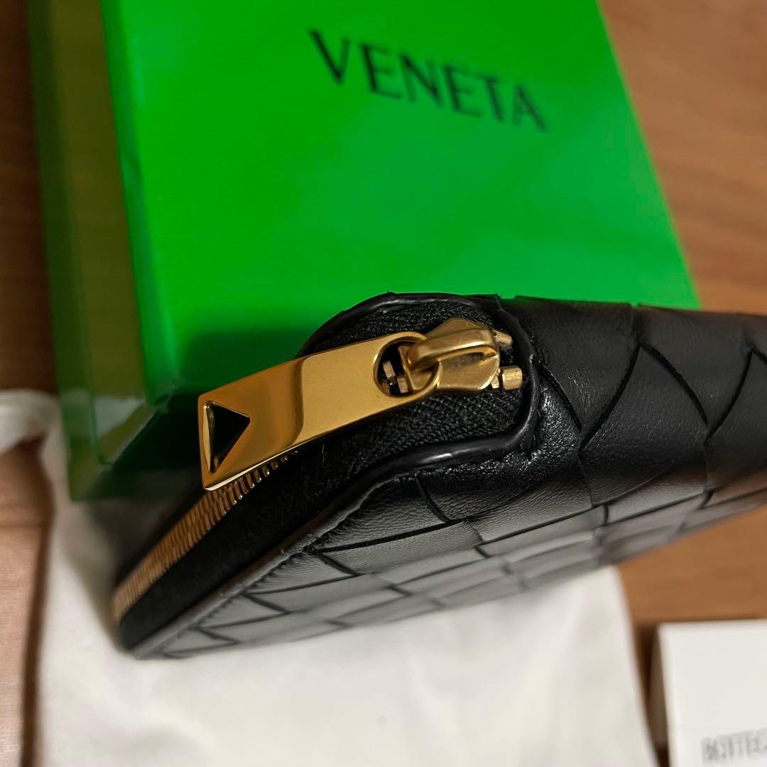 定価11万　新品　BOTTEGA VENETA ブラック ラウンドファスナー財布