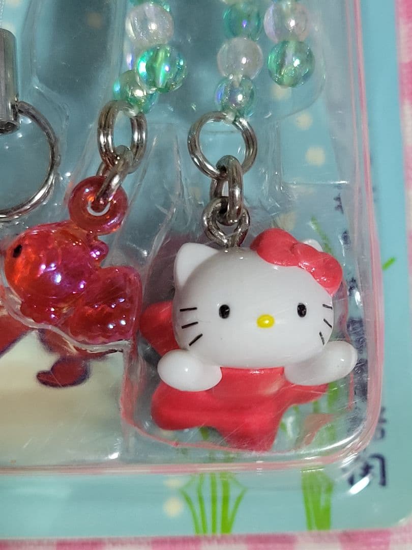 ⚠️箱つぶれあり◆キティ赤いべべ着たかわいい金魚　ストラップ2003年 　未開封