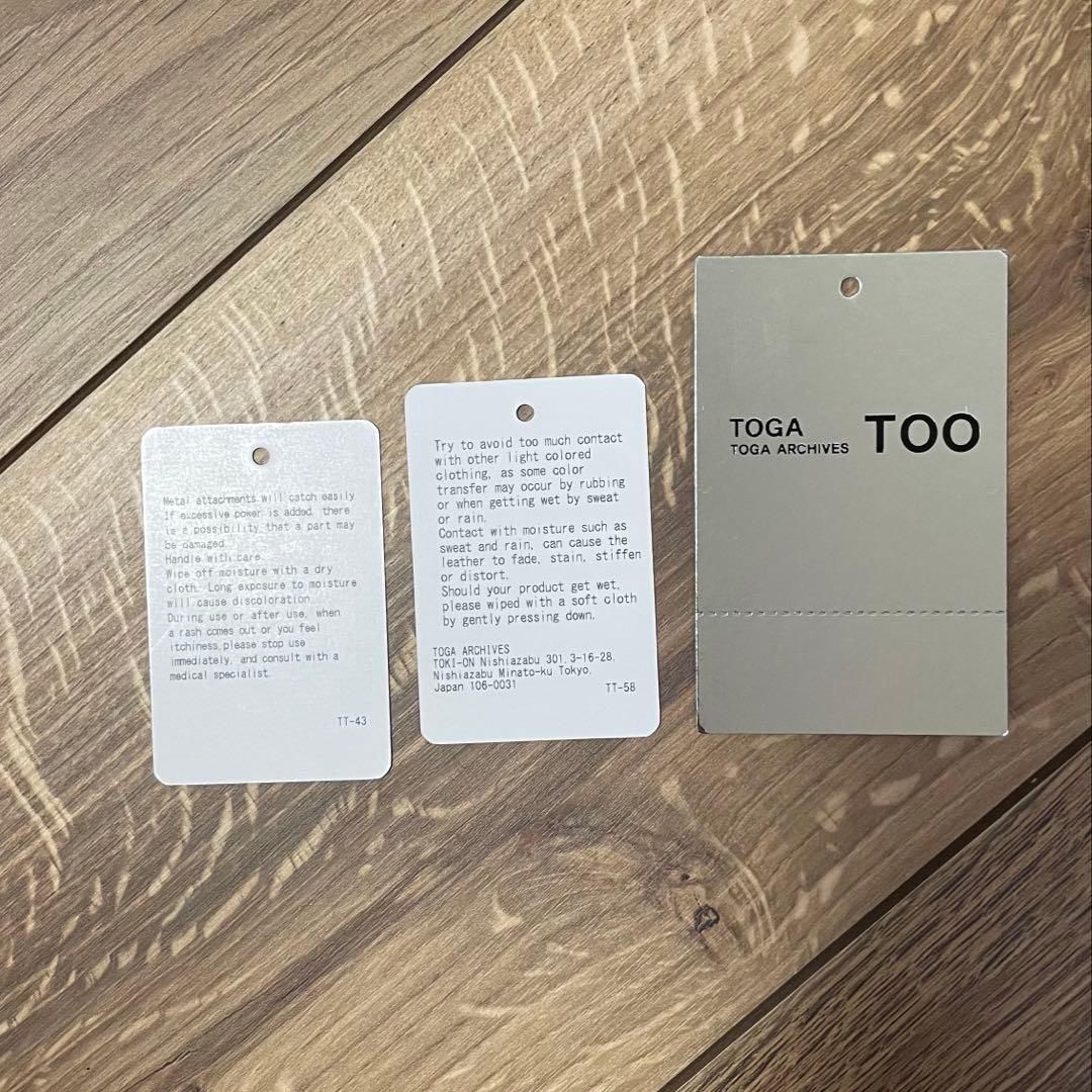 スマホアクセサリー TOGA TOO/LEATHER PHONE HANDLE STRAP